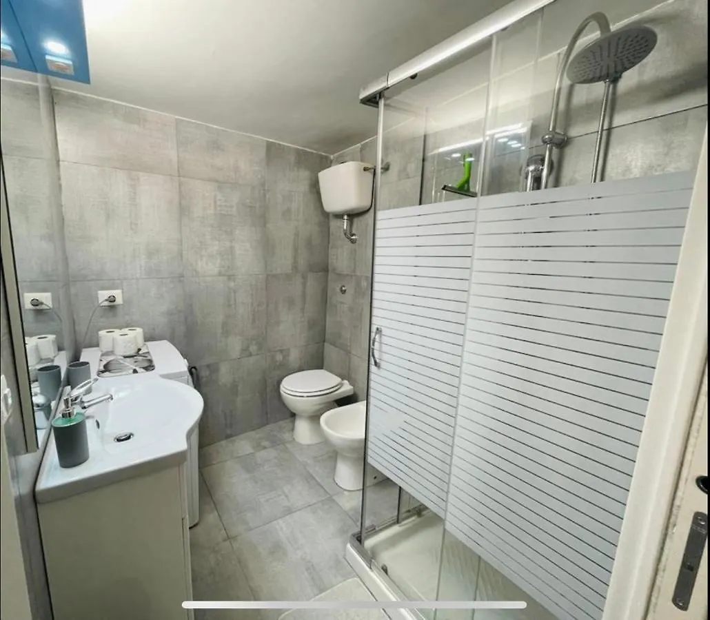 Qs House Apartment Naples 0*,  Italy